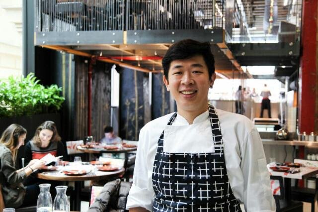 Sia.jpg Místním mistrem knedlíčků dim sum je Albert Handoyo