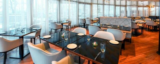 NH Collection.jpg Hotelové služby doplňuje moderní italská restaurace Ristorante Il Giardino Toscano