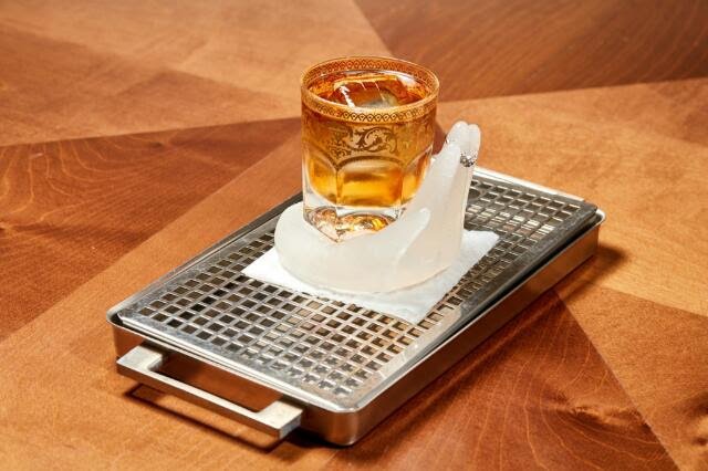 Royal Handshake.jpg Vítězný koktejl Royal Handshake