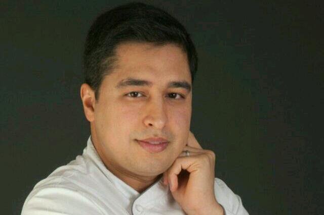 Mourad Haddouche.jpg Mourad nedá dopustit na svou rodnou kuchyni z Mareseille, ale rád ji doplňuje o mezinárodní chutě