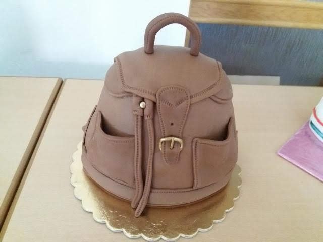 Ukázky práce z víkendového setkání cukrářů a cukrářek v Nasavrkách.jpg Ukázky práce z víkendového setkání cukrářů a cukrářek v Nasavrkách