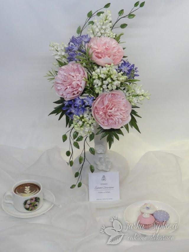 Práce květnové Jarky.jpg Práce květnové Jarky