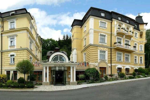 Cristal Palace Mariánské Lázně.jpg San Remo Mariánské Lázně