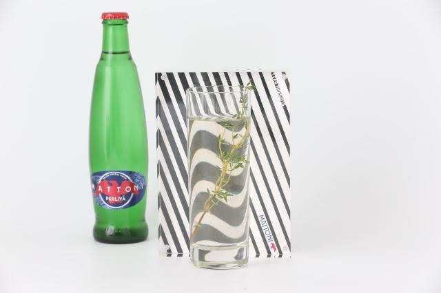 Vítězný koktejl.jpg Vítězný koktejl