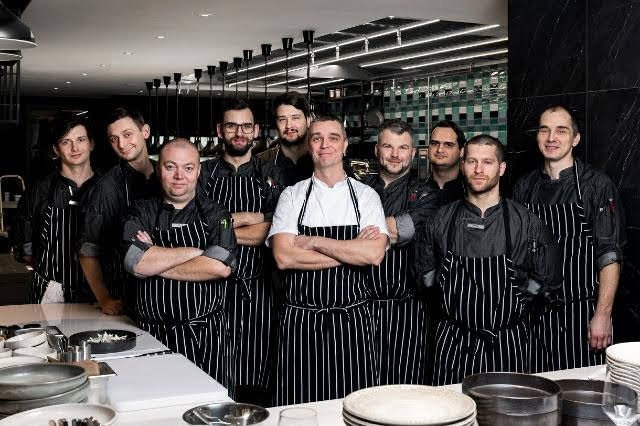 David Rejhon s týmem the Artisan.jpg David Rejhon s týmem the Artisan