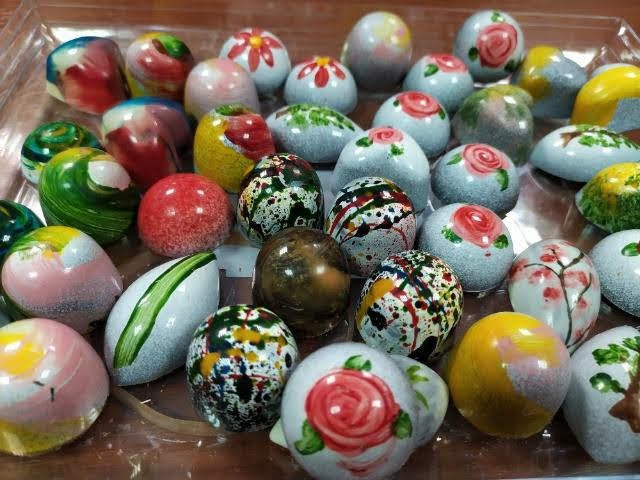 Dortosraz na SOU včelařském v Nasavrkách.jpg Dortosraz na SOU včelařském v Nasavrkách