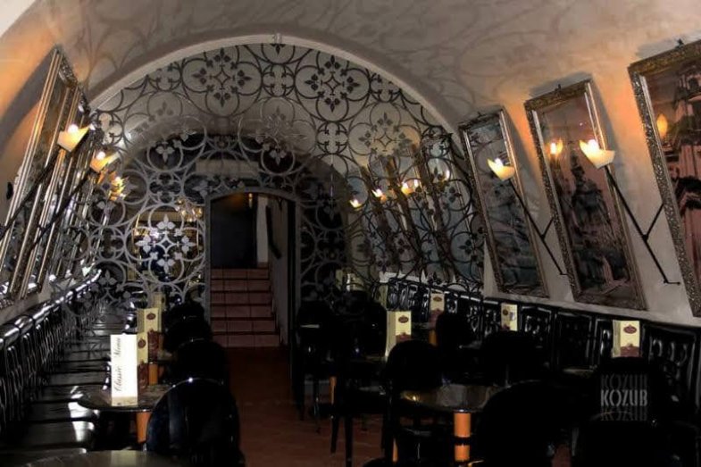 Cafe La Torta, interiér.jpg Cafe La Torta, interiér