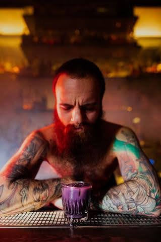 Pararelní reality distančního menu Baru, který neexistuje.jpg Pararelní reality distančního menu Baru, který neexistuje