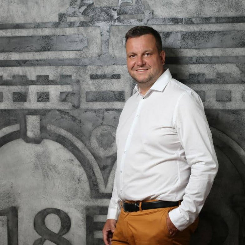 Obchodní ředitel Prazdroje Tomáš Mráz..jpg Obchodní ředitel Prazdroje Tomáš Mráz.