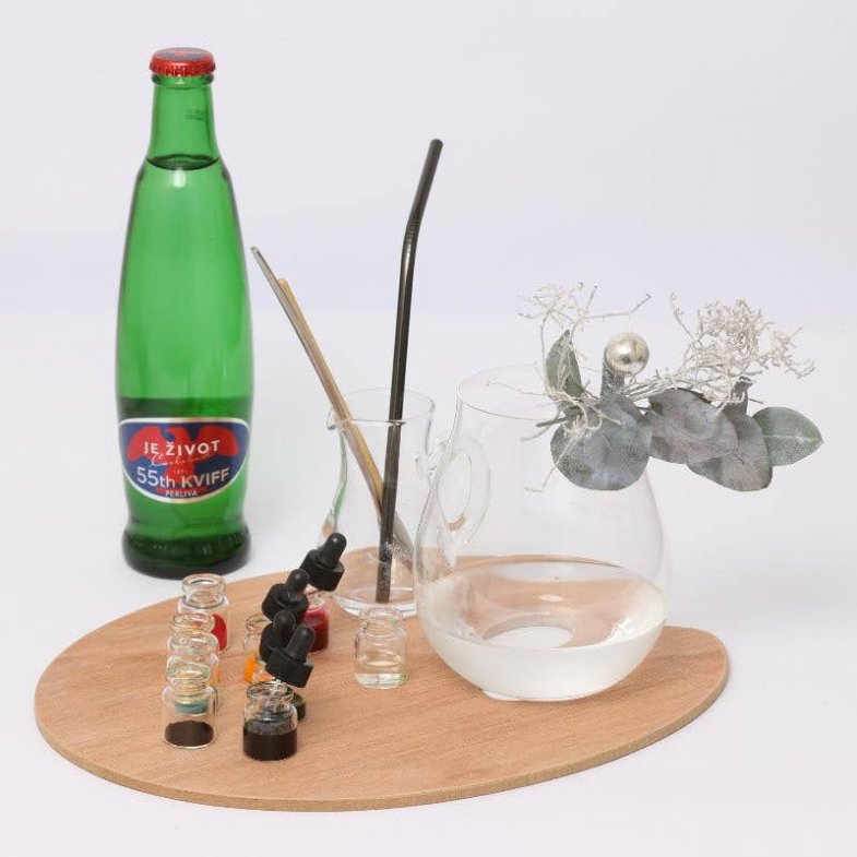 Vítězný koktejl.jpg Vítězný koktejl