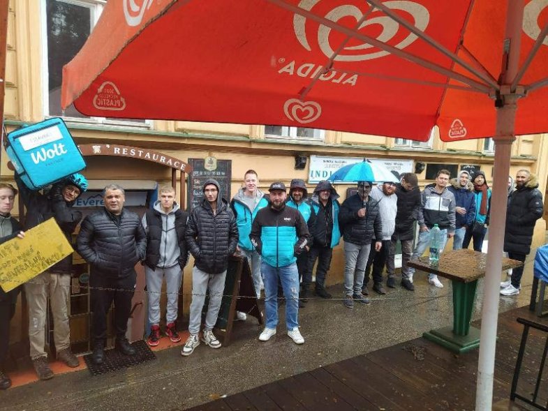 Kurýři a kurýrky Woltu stávkovali.jpg Kurýři a kurýrky Woltu stávkovali