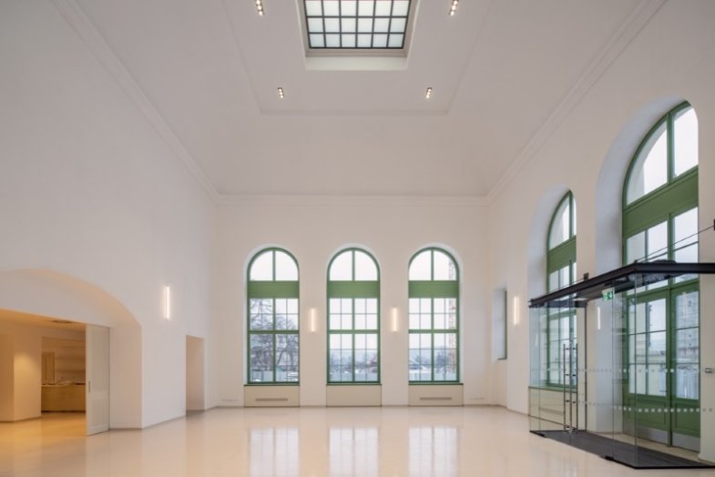 Pražská restaurace Bohemia je po rekonstrukci.jpg Pražská restaurace Bohemia je po rekonstrukci