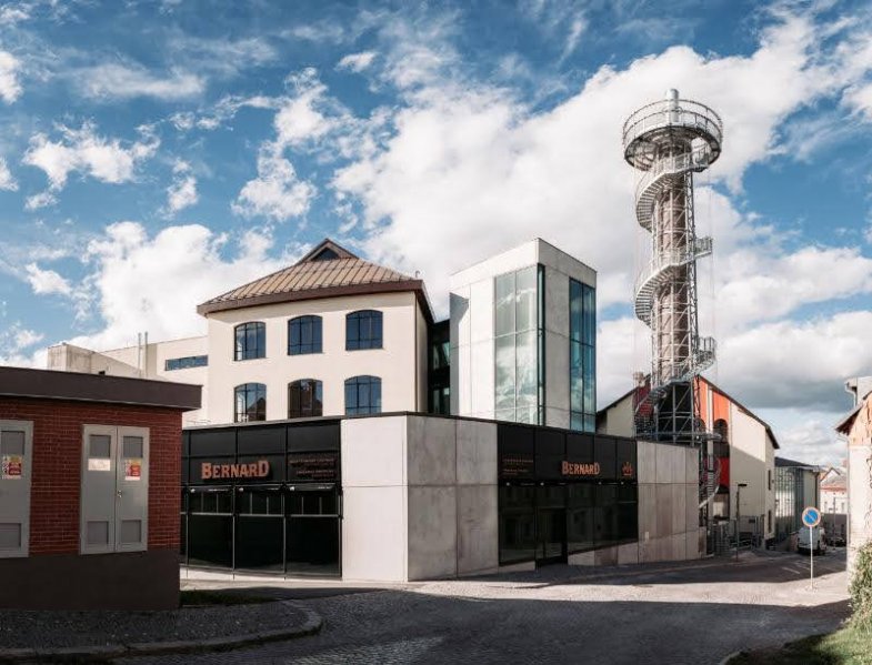 Návštěvnické centrum Bernard stavbou roku.jpg Návštěvnické centrum Bernard stavbou roku