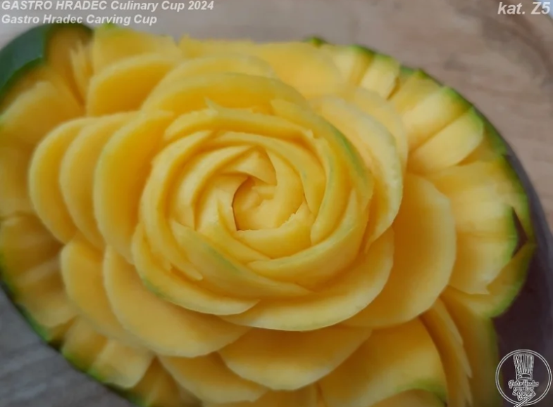 Carving byl opět atraktivní součásti Gastro Hradec Culinary Cupu.png Carving byl opět atraktivní součásti Gastro Hradec Culinary Cupu