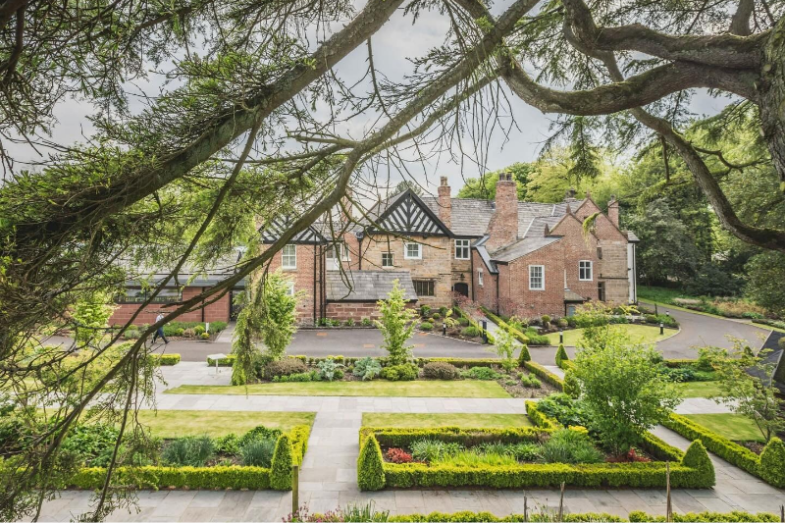 Foto: Moor Hall.png Foto: Moor Hall