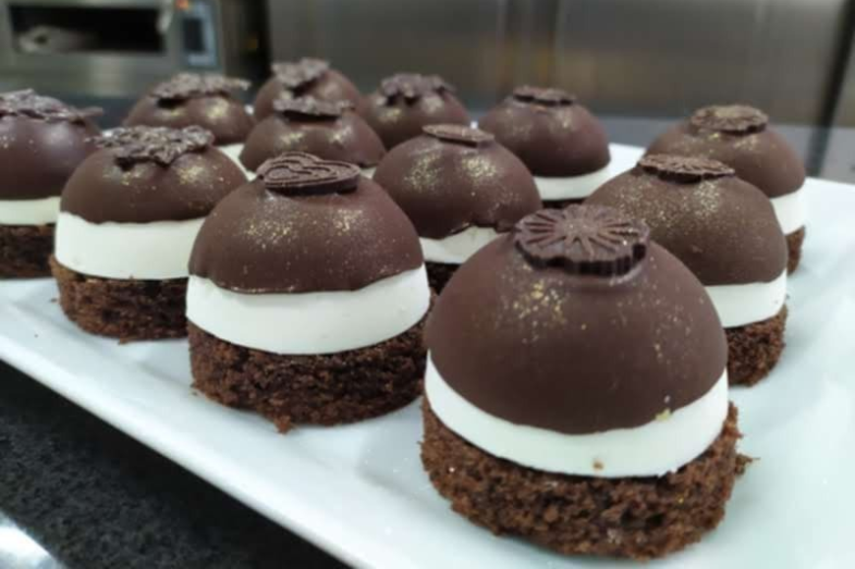 Míša dort, foto: Lucie Hrodějová.png Míša dort, foto: Lucie Hrodějová