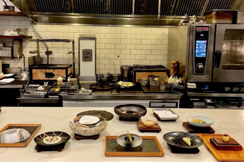 Dominique Crenn: Ein Drei-Sterne Leben Dominique Crenn: Ein Drei-Sterne Leben